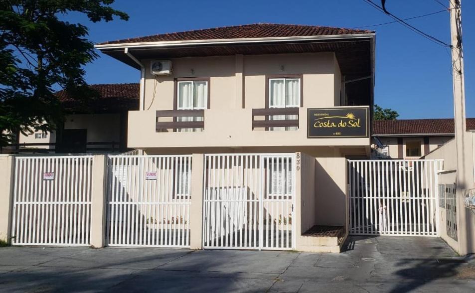 Costa Do Sol Apartment Curitiba Luaran gambar